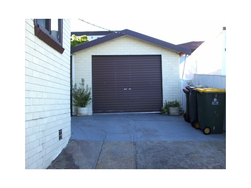 54 Mirrabooka Road, Lake Heights NSW 2502