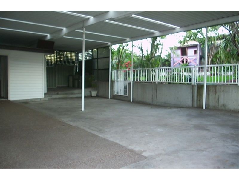 50 Barina Avenue, Lake Heights NSW 2502