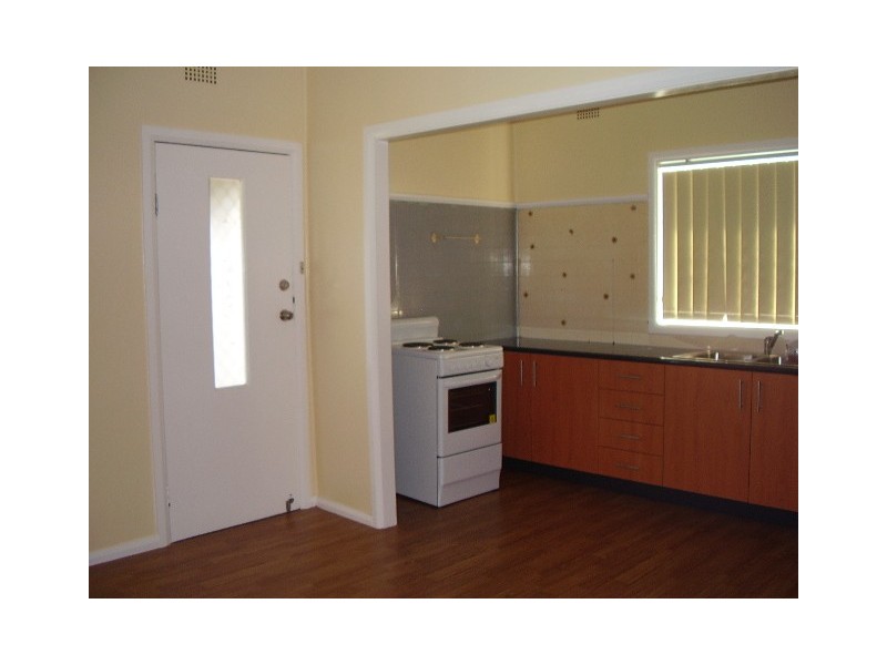 76 Bland Street, Port Kembla NSW 2505