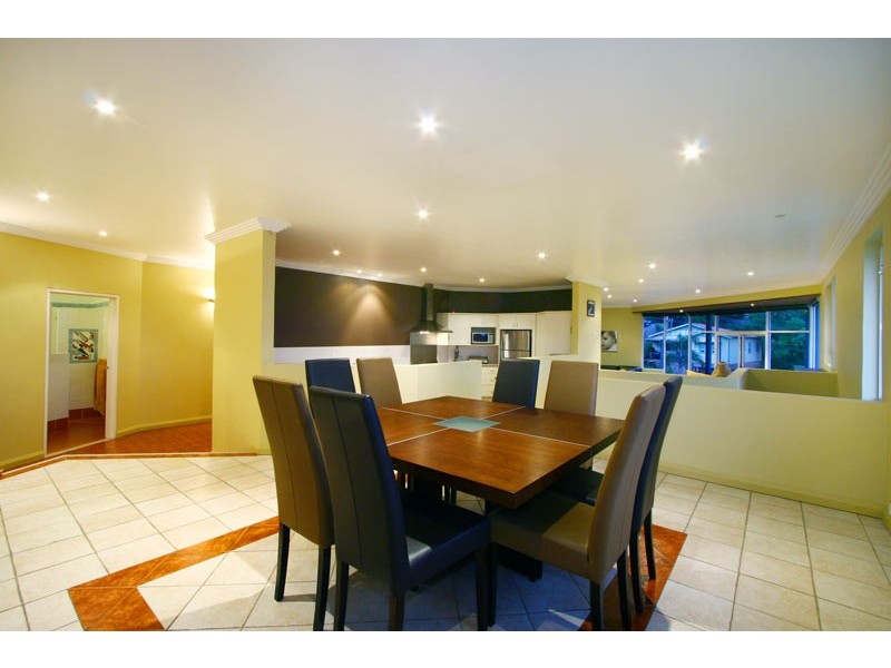 308 Flagstaff Road, Lake Heights NSW 2502