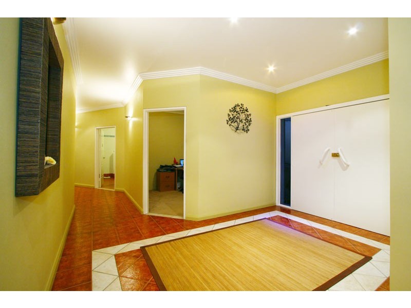 308 Flagstaff Road, Lake Heights NSW 2502