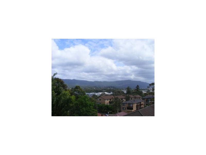 8/4-6 Wiseman Avenue, Wollongong NSW 2500