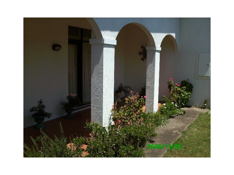 2 Jackson Avenue, Warrawong NSW 2502