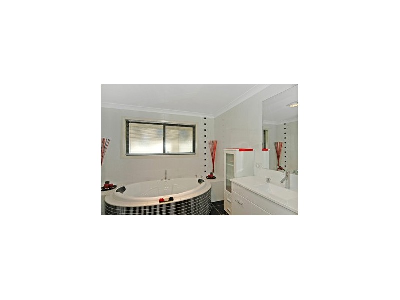 15 Osprey Drive, Berkeley NSW 2506