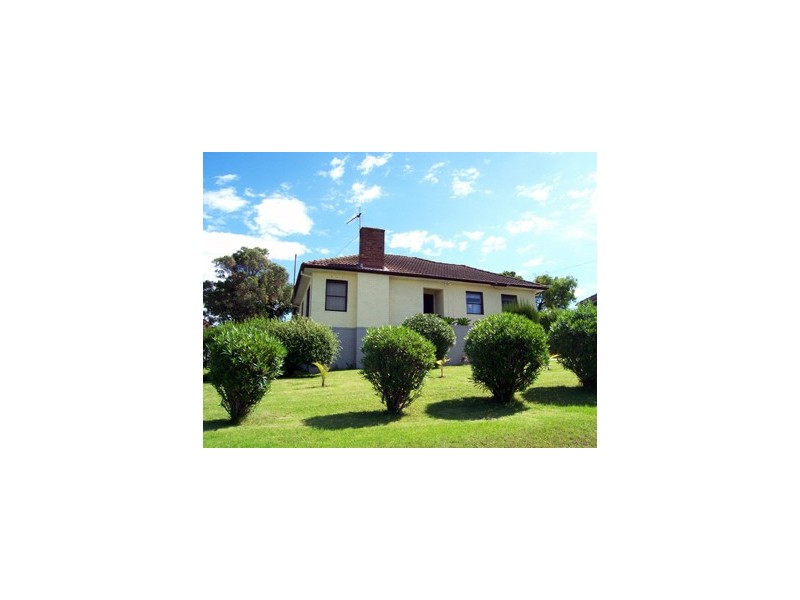 68 Lee Street, Warrawong NSW 2502