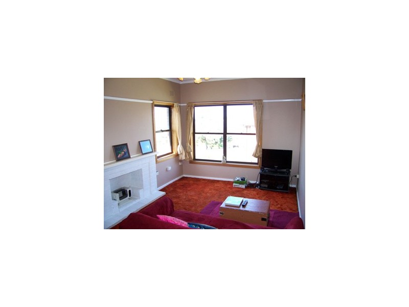 68 Lee Street, Warrawong NSW 2502