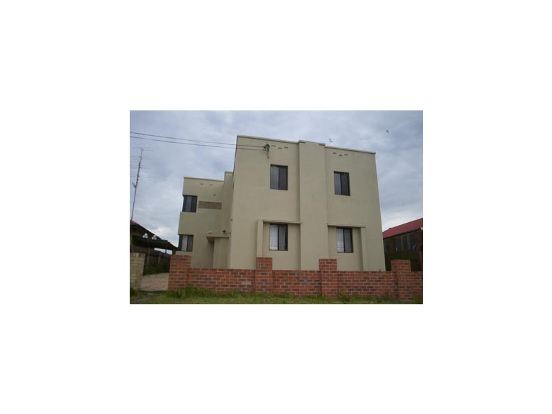 4/74 Darcy Road, Port Kembla NSW 2505