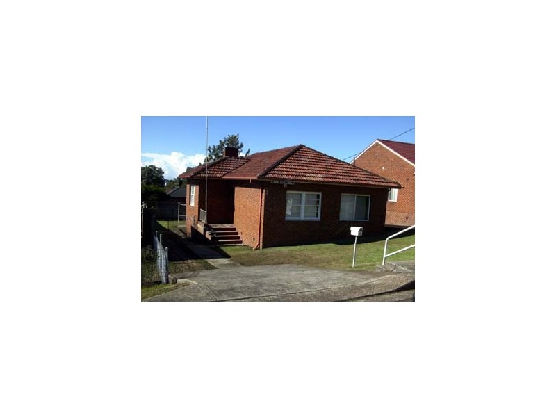 9 Lee Street, Warrawong NSW 2502
