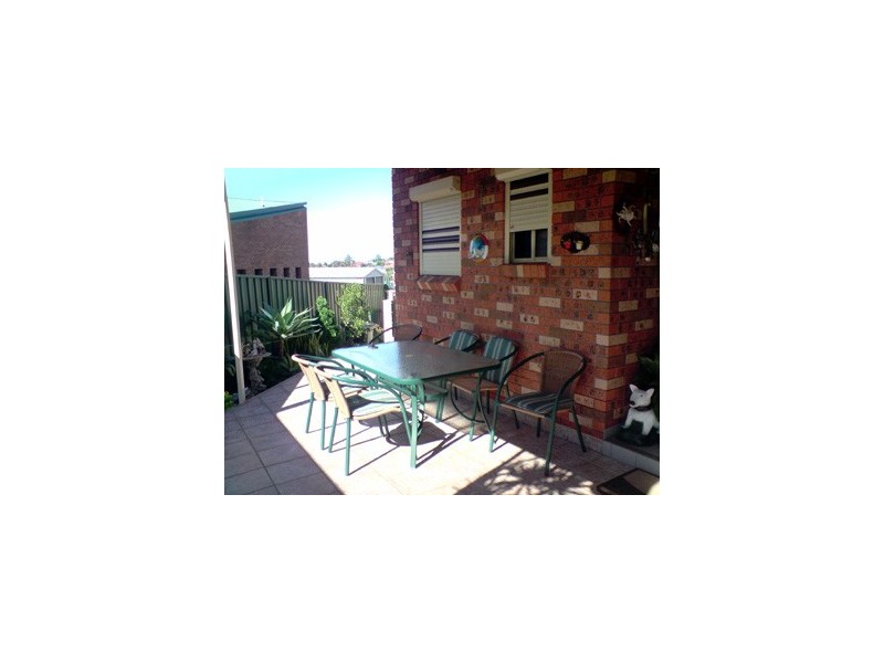 2/20 Church Street, Port Kembla NSW 2505