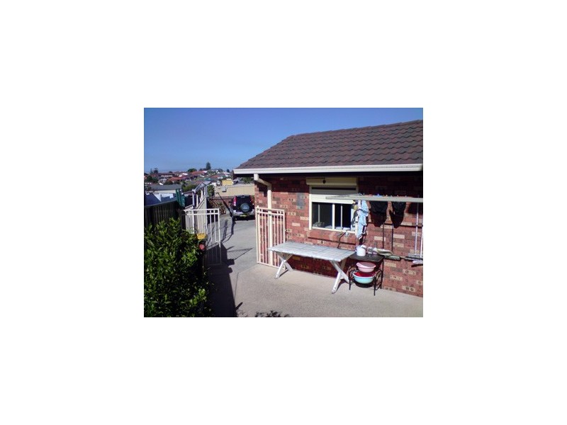 2/20 Church Street, Port Kembla NSW 2505