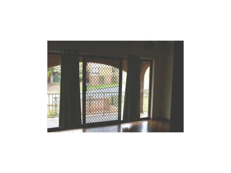 1 Jane Avenue, Warrawong NSW 2502