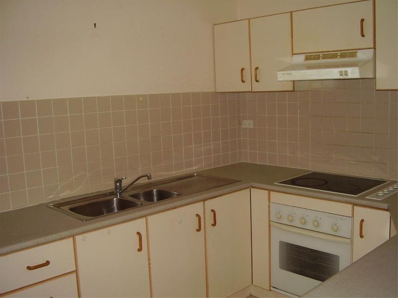 2/17 Surfside Drive, Port Kembla NSW 2505
