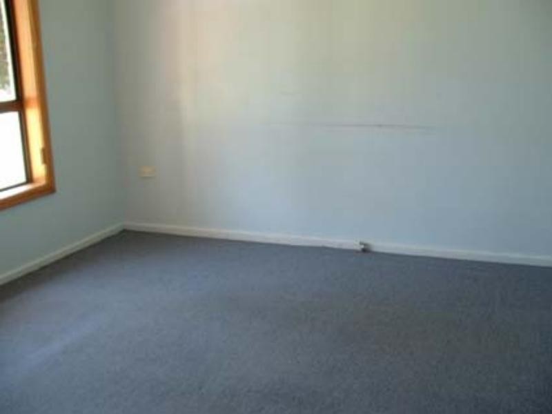 26 Barnes, Berkeley NSW 2506