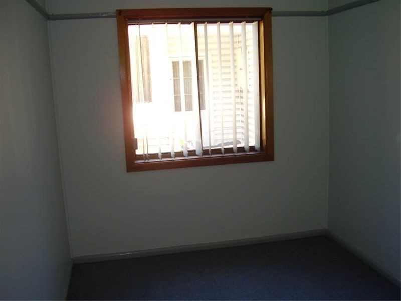 72 Ranchby Avenue, Lake Heights NSW 2502