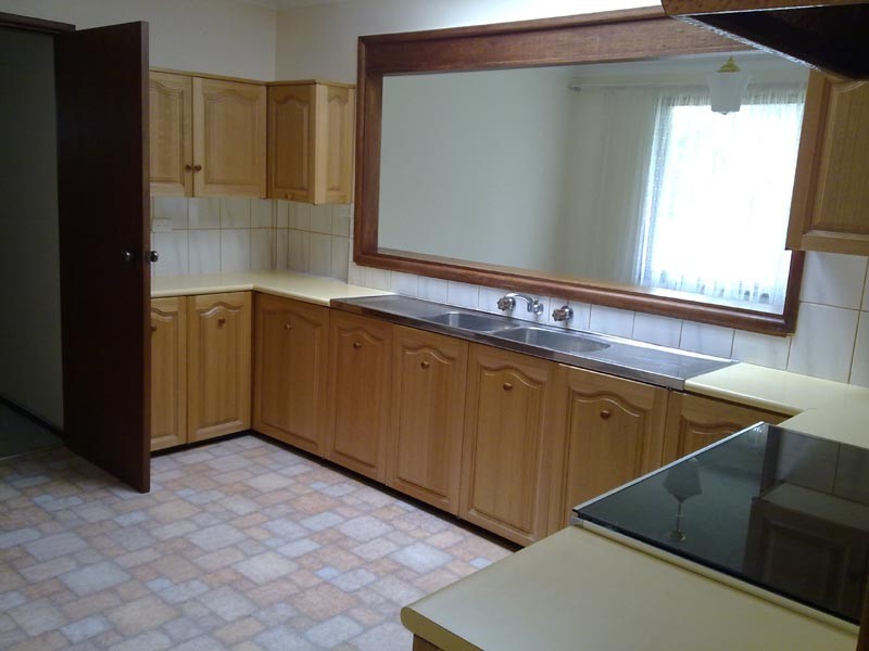 341 Farmborough Road, Farmborough Heights NSW 2526