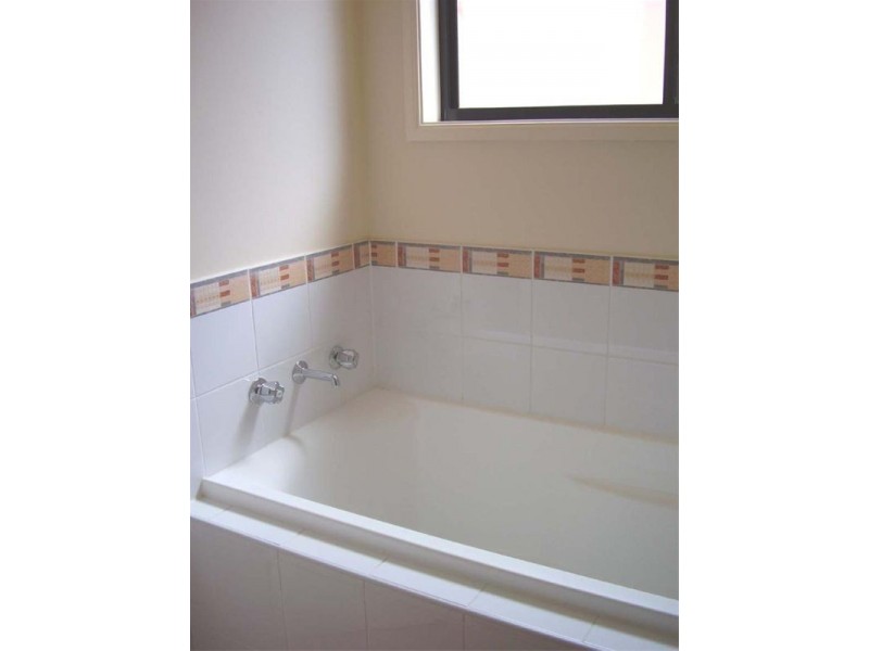 18B Fifth Avenue, Port Kembla NSW 2505