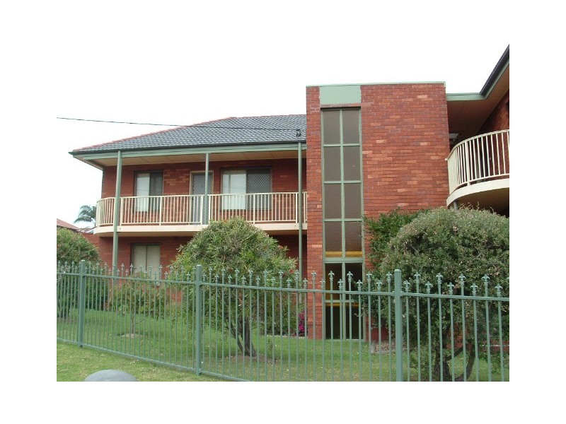 8/1 Olympic Boulevarde, Port Kembla NSW 2505