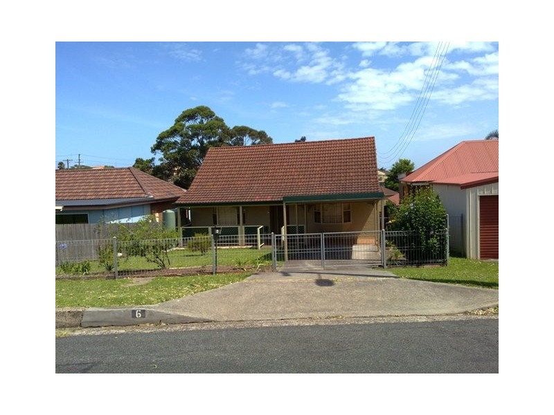 6 Oxlade Street, Warrawong NSW 2502