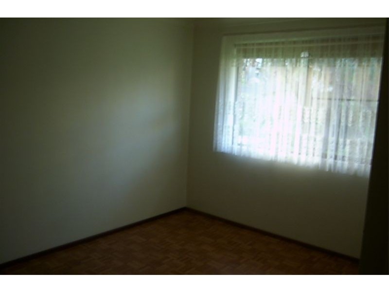 4/15 Melinda Grove, Lake Heights NSW 2502