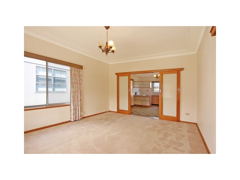 8 Griffiths Street, Port Kembla NSW 2505