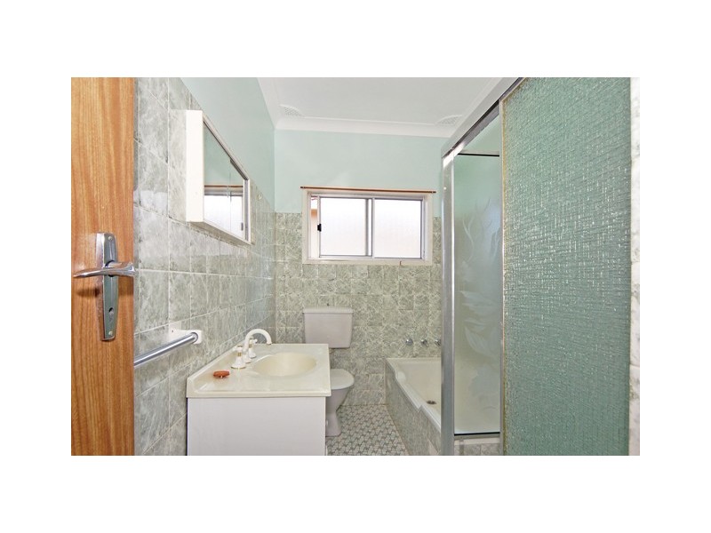 8 Griffiths Street, Port Kembla NSW 2505