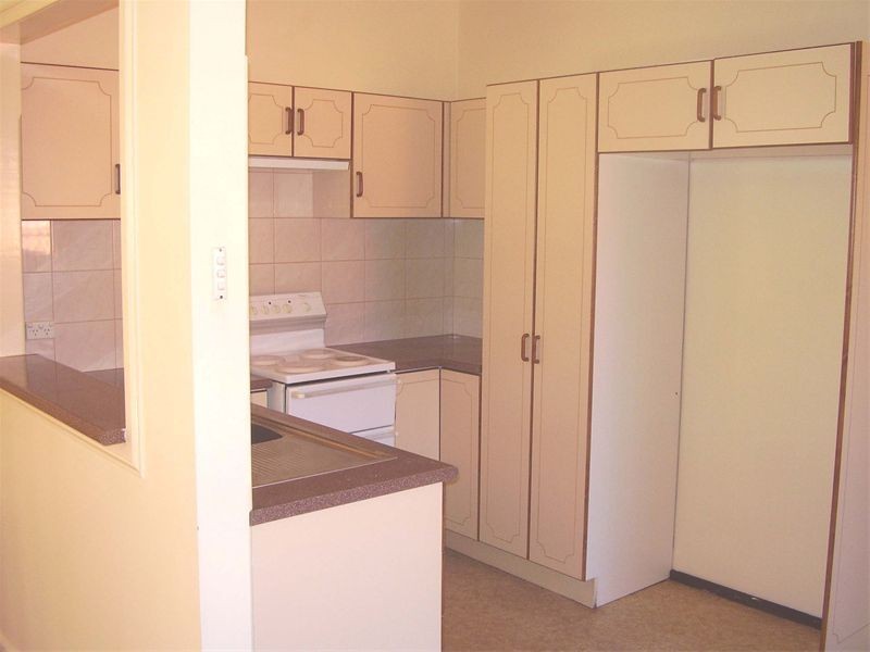 Lake Heights NSW 2502