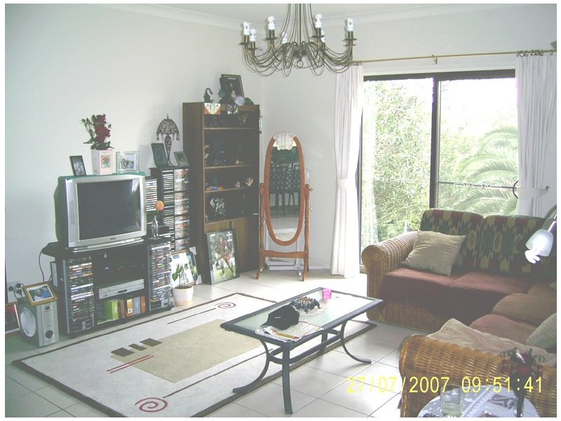 Lake Heights NSW 2502