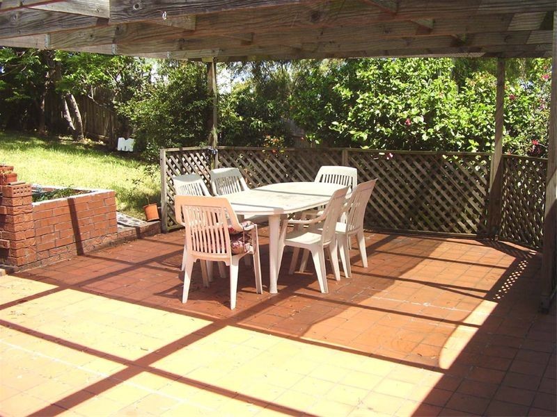 Lake Heights NSW 2502