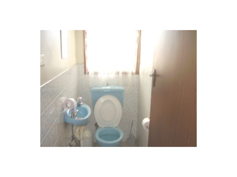 Lake Heights NSW 2502