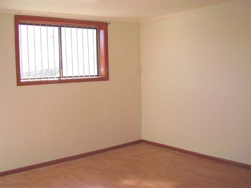 138  Lake Avenue, Cringila NSW 2502