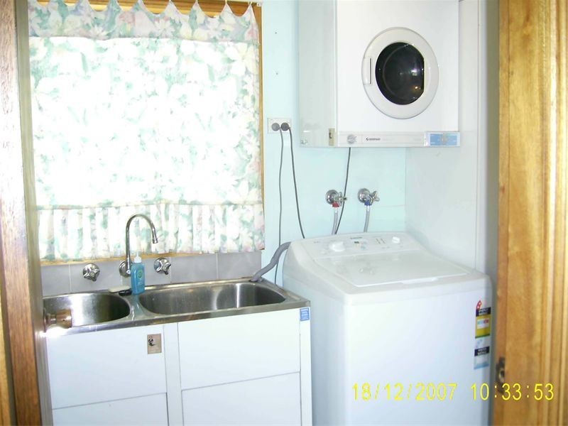 Lake Heights NSW 2502