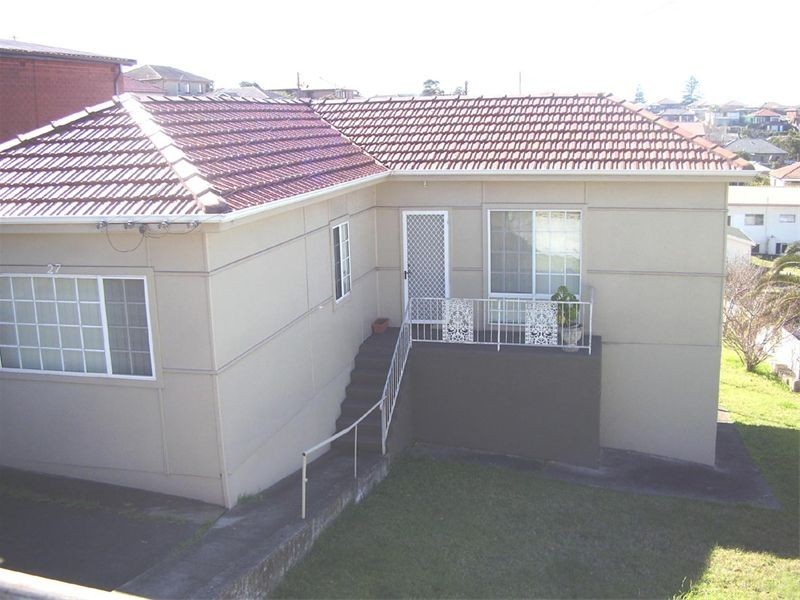 Lake Heights NSW 2502