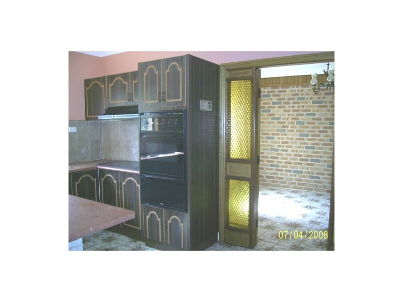 2/12  Pine Crescent, Coniston NSW 2500