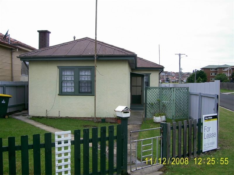 16  Second Avenue, Port Kembla NSW 2505