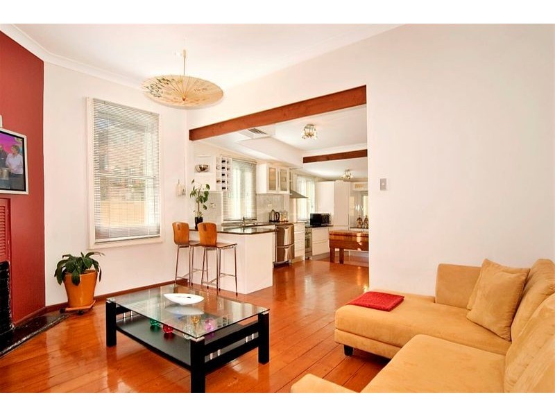 1 McBurney Ave, Mascot NSW 2020