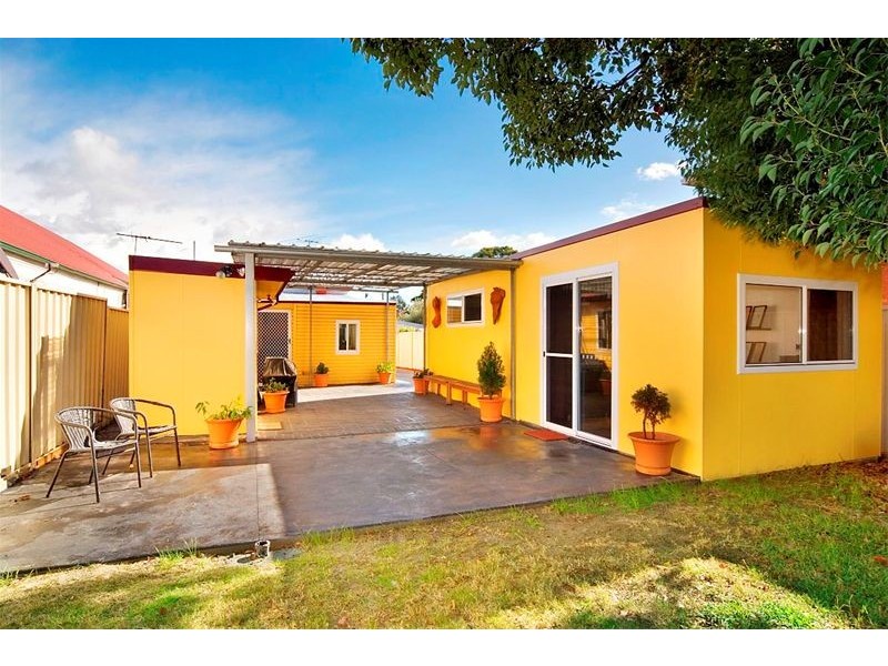 1 McBurney Ave, Mascot NSW 2020