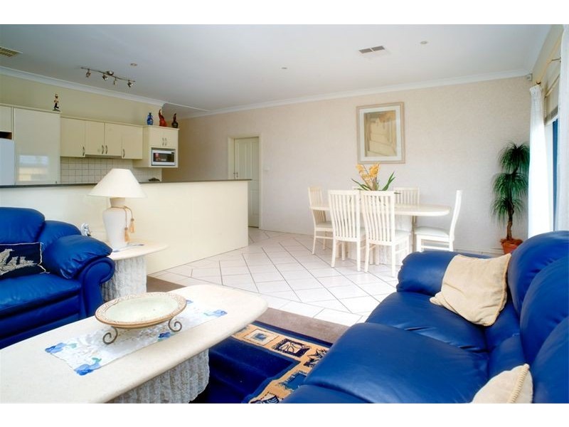 4 11-15 Bonanza Parade, Sans Souci NSW 2219