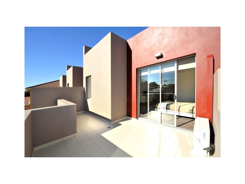 9A Henley St, Rosebery NSW 2018