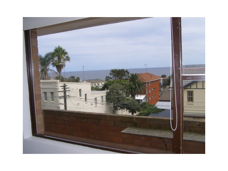 2/21  Park Street, Clovelly NSW 2031