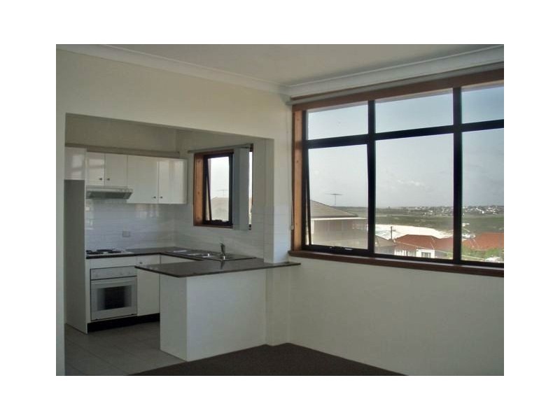 8/23 Duncan Street, Maroubra NSW 2035