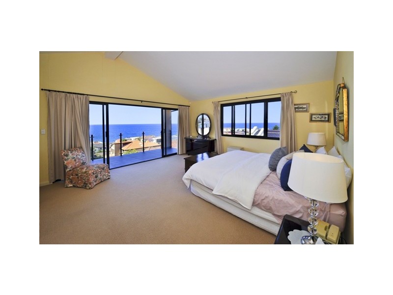 34 Torrington Rd, Lurline Bay NSW 2035