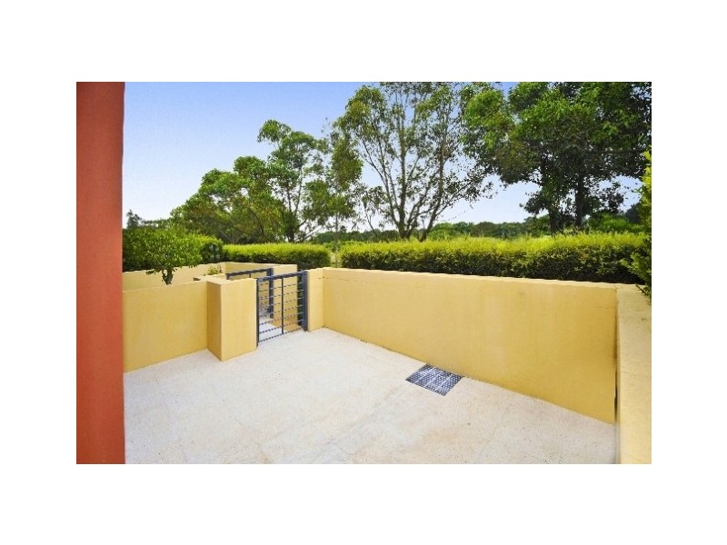 35/15 Begonia St, Pagewood NSW 2035