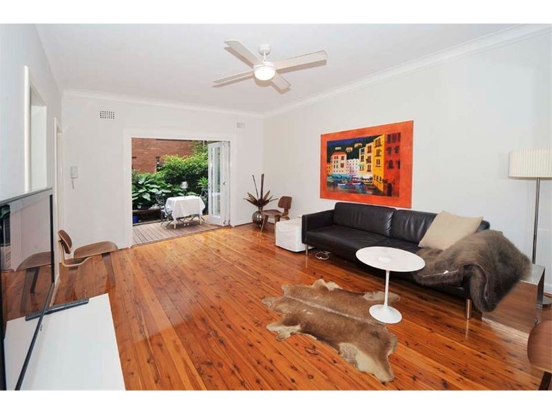 1/4 Wellington St, Woollahra NSW 2025