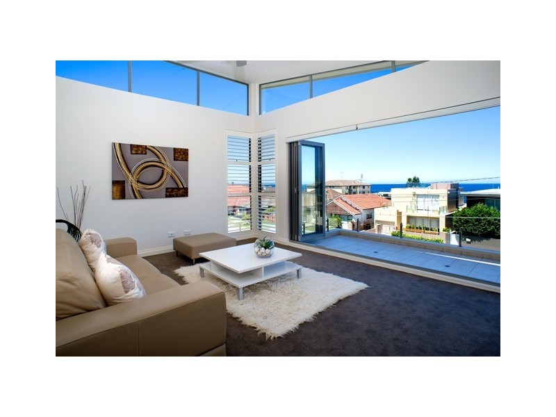 8 Wilson St, Lurline Bay NSW 2035