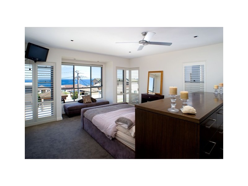 8 Wilson St, Lurline Bay NSW 2035