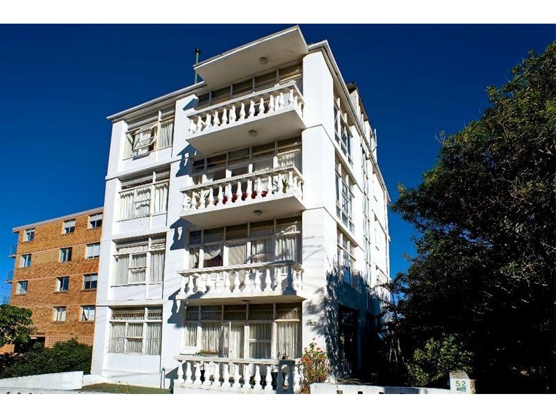 52 Military Rd, North Bondi NSW 2026