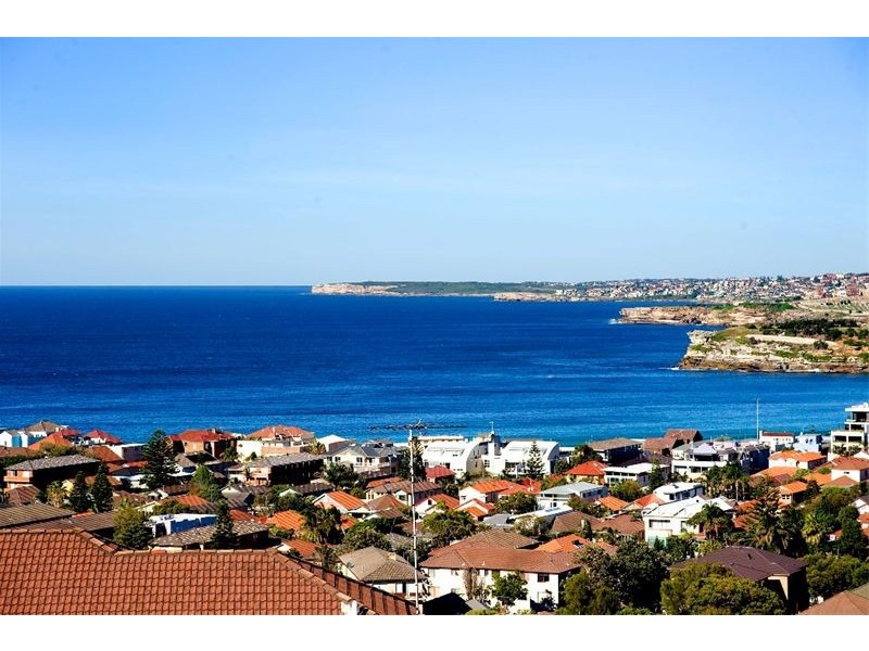 52 Military Rd, North Bondi NSW 2026