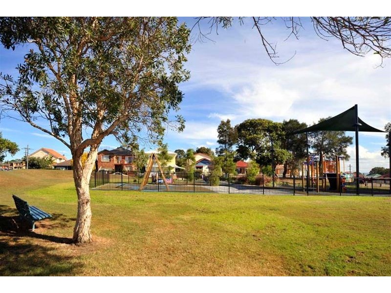 7 Adina Ave, Phillip Bay NSW 2036