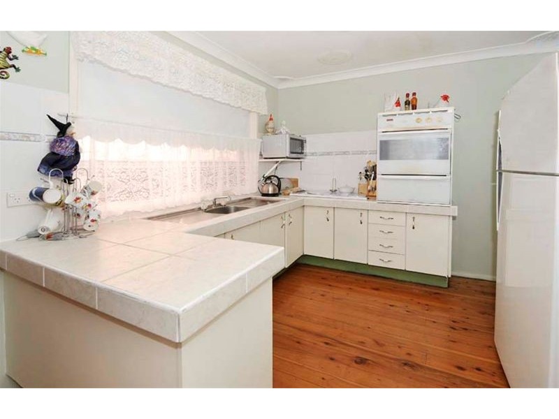 7 Adina Ave, Phillip Bay NSW 2036