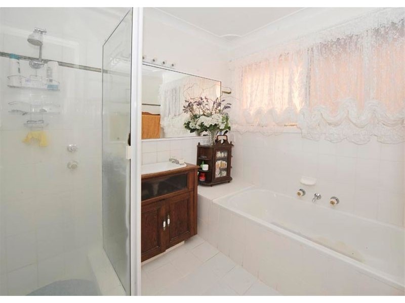 7 Adina Ave, Phillip Bay NSW 2036